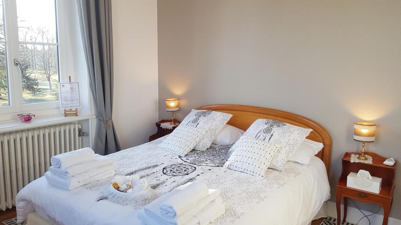 Bed and Breakfast Domaine Berenguer Ouches Exterior foto