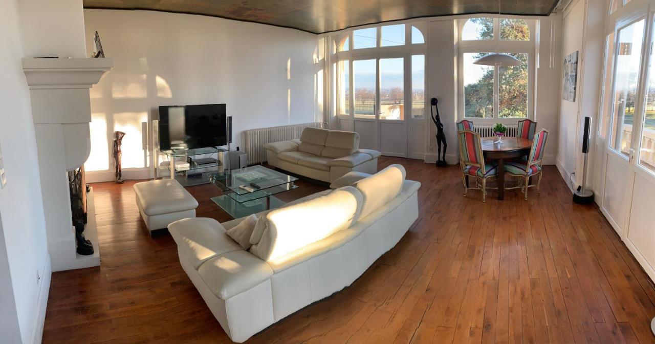Bed and Breakfast Domaine Berenguer Ouches Exterior foto